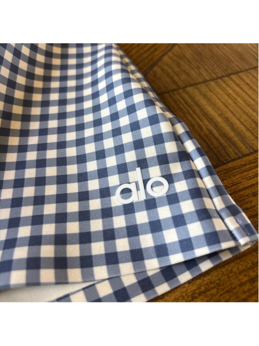 Women's Alo Yoga Airlift Gingham Bike Shorts, Size M, Blue/White - Picture 3 of 4